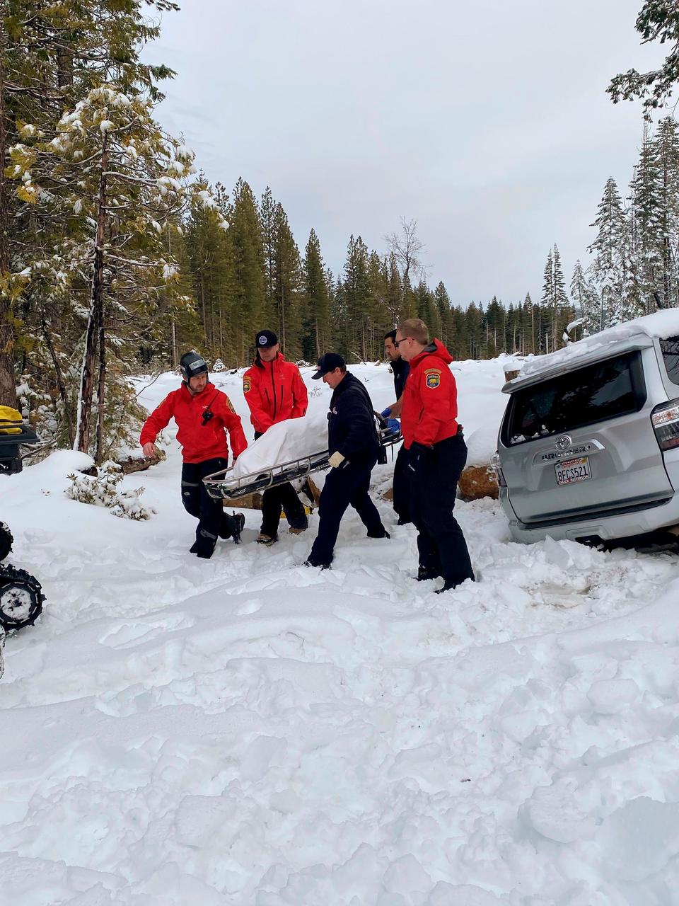 Family Woman Used Floor Mats To Stay Warm In Snowbound Suv Wkrc