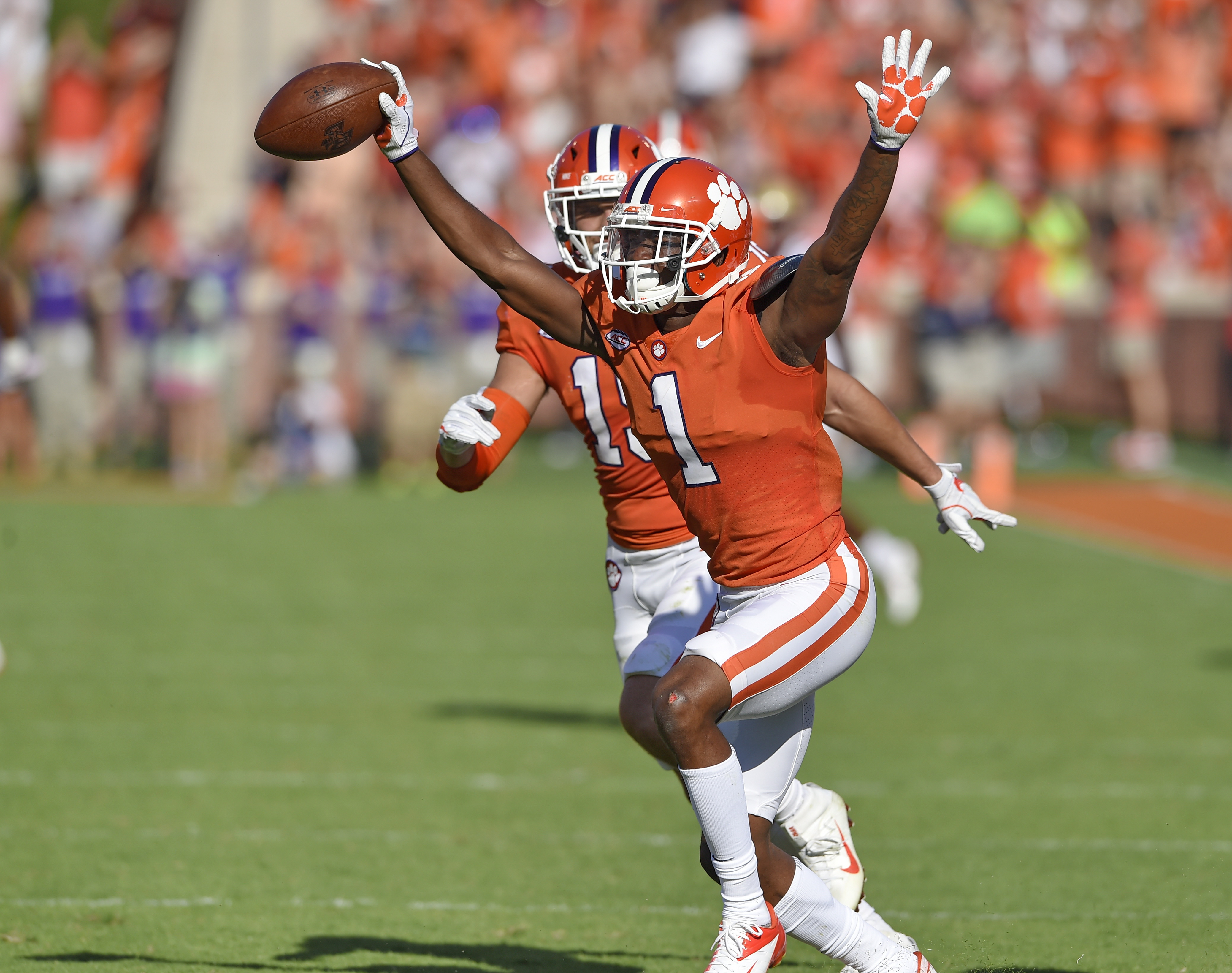 No. 2 Clemson Pulls Away In 4th Quarter To Beat Boston College, 34-7 | WCIV