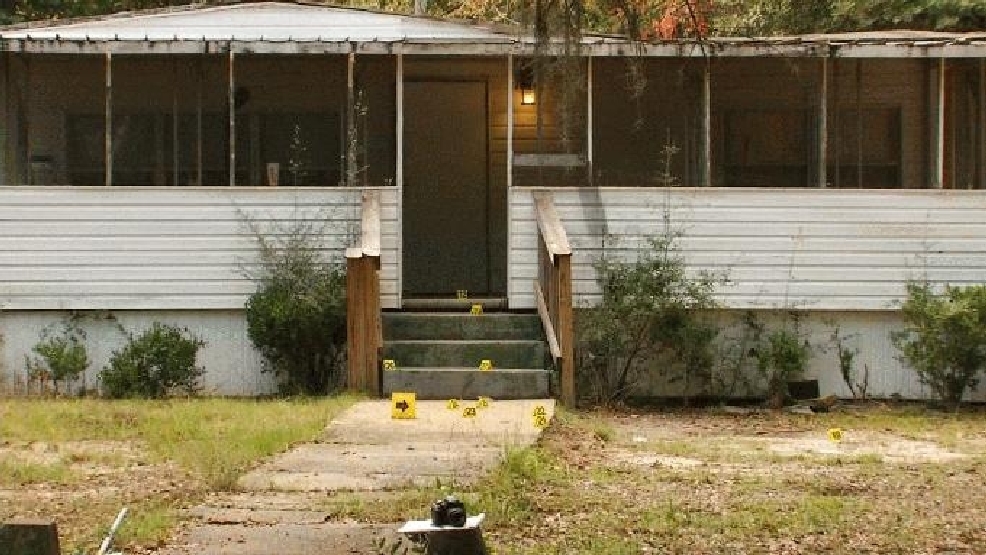 Bagdad shooting victim survived by playing dead WEAR