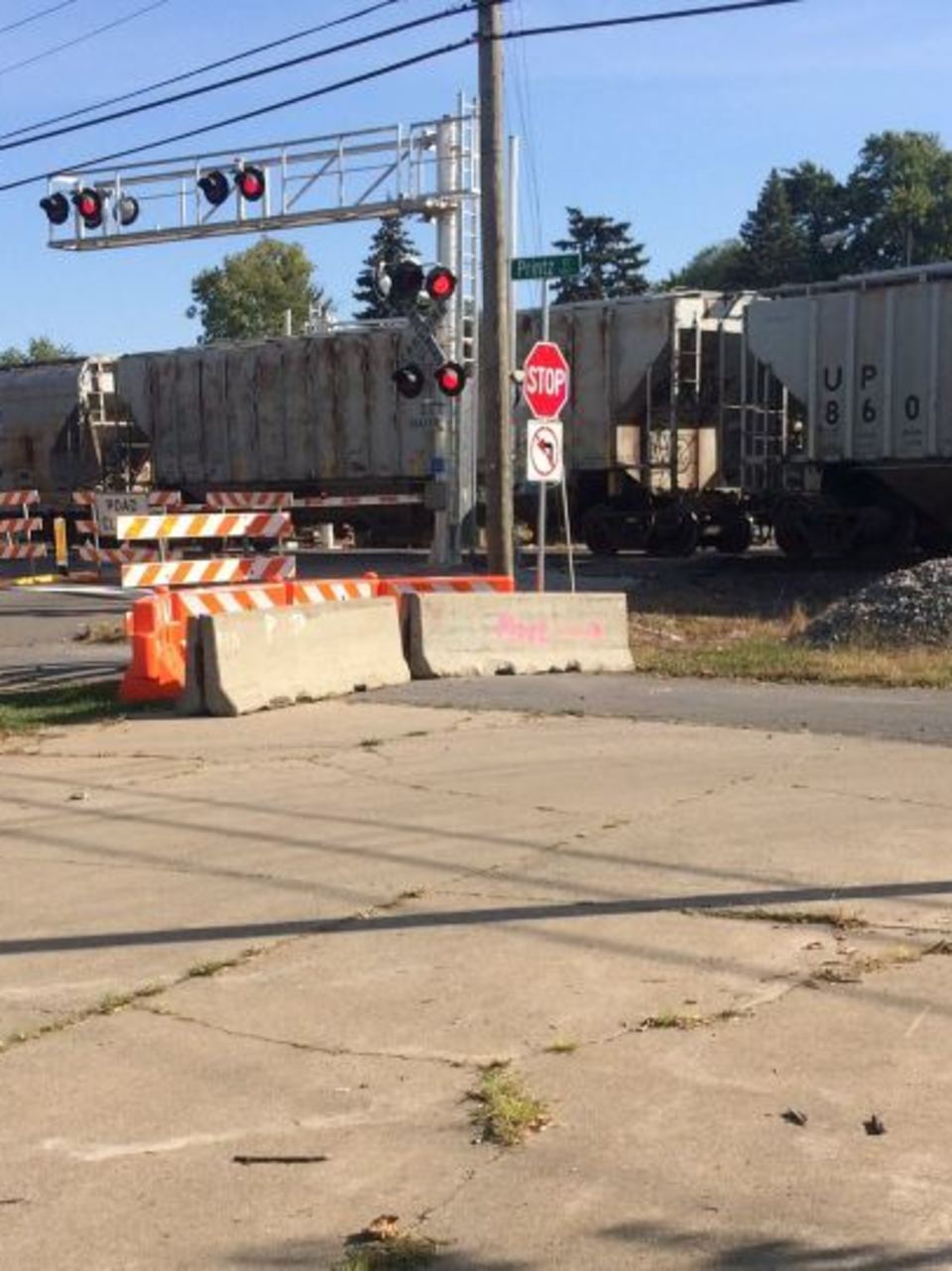 electric horns with big railroad sound