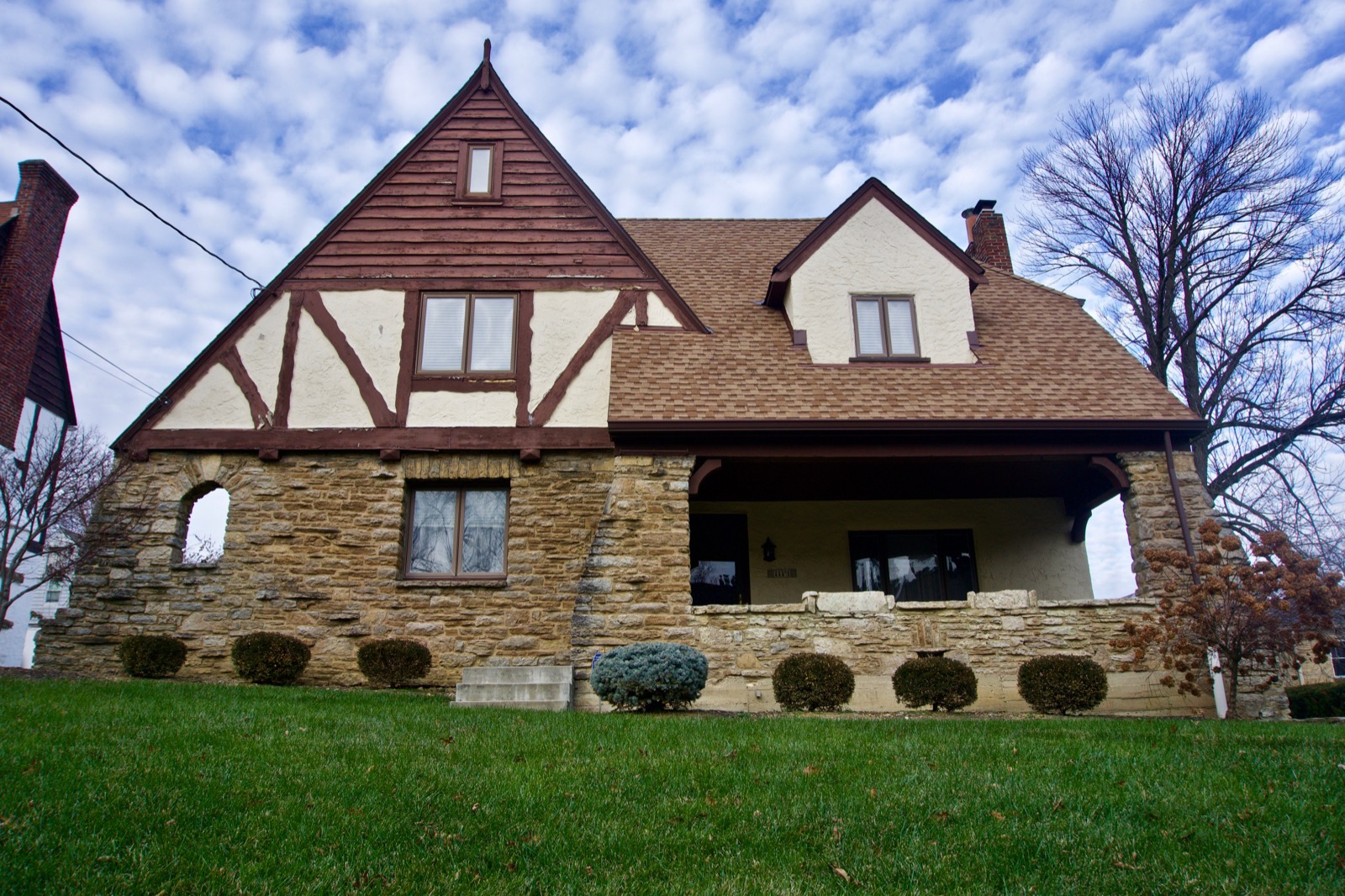 The Most Charming Tudor Homes In Cincy Are In This Tiny Sliver Of A