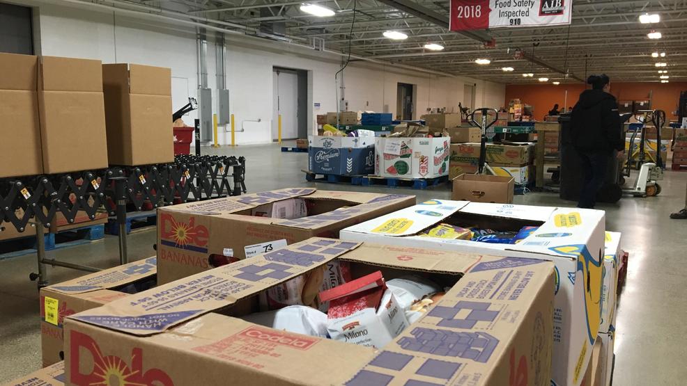 Government Shutdown Leads To More Mobile Food Pantries In Flint Weyi