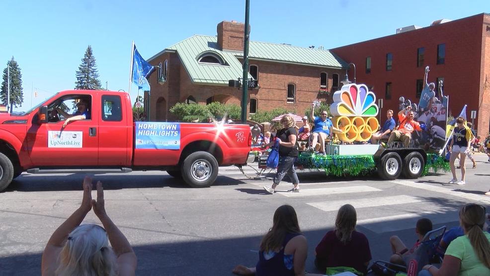 Thousands line downtown Traverse City for Cherry Royale parade WPBN