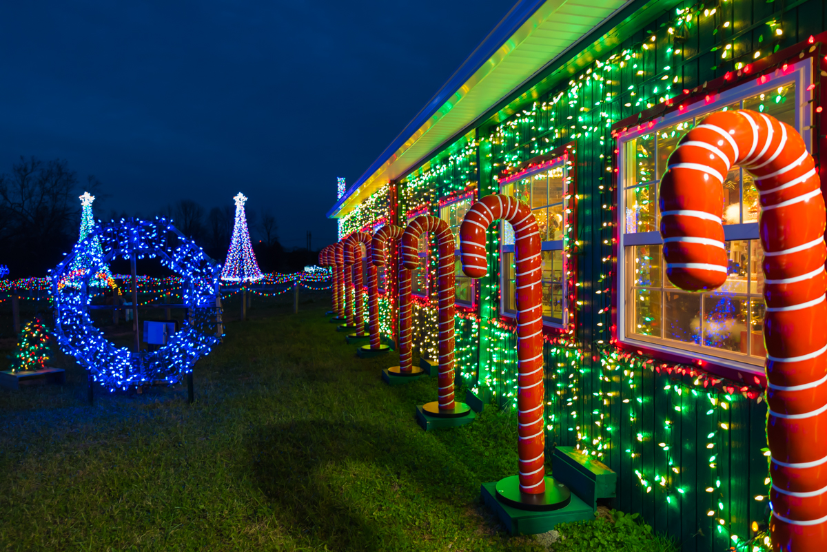 Photos The Christmas Ranch Will Wow You With Its Million Holiday