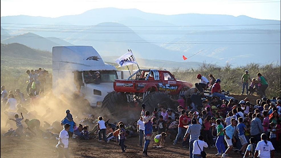 Monster-truck-crash-660.jpg