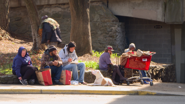 Teen uses allowance to buy meals, hygiene products for homeless