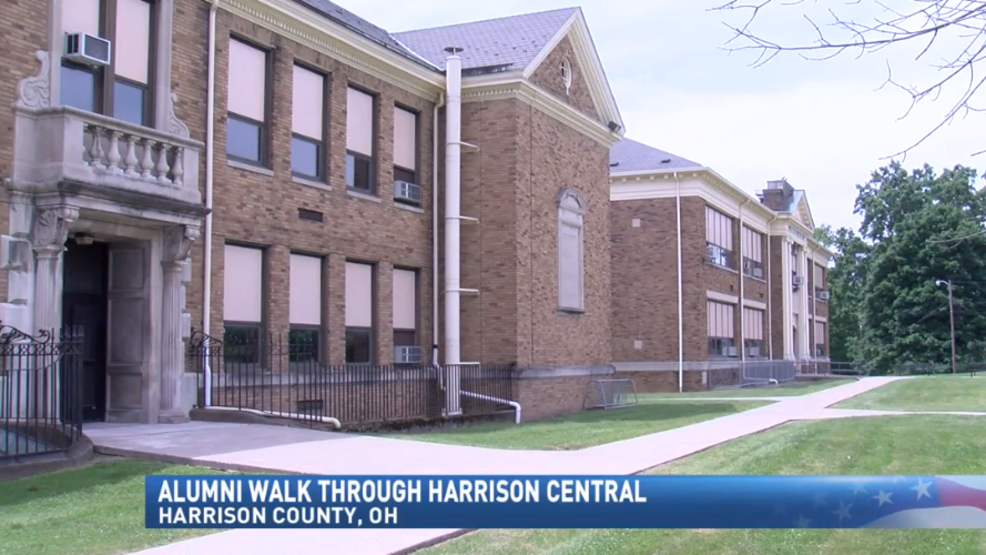 Past Graduates Say Goodbye To Harrison Central | WTOV