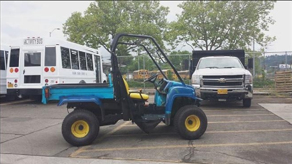 Who paints a John Deere blue? KVAL