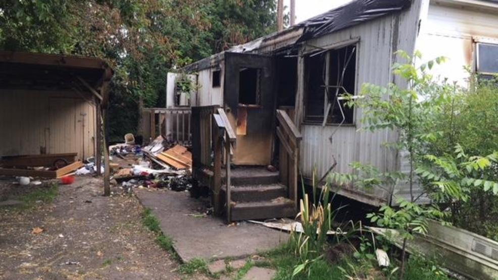 Smoke detectors get checked, replaced, in Springfield trailer park KVAL
