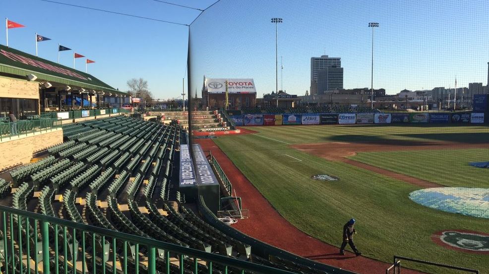 South Bend Cubs play home game against Loons WSBT