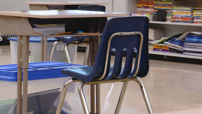 18 Syracuse students quarantined; parents question SCSD learning survey