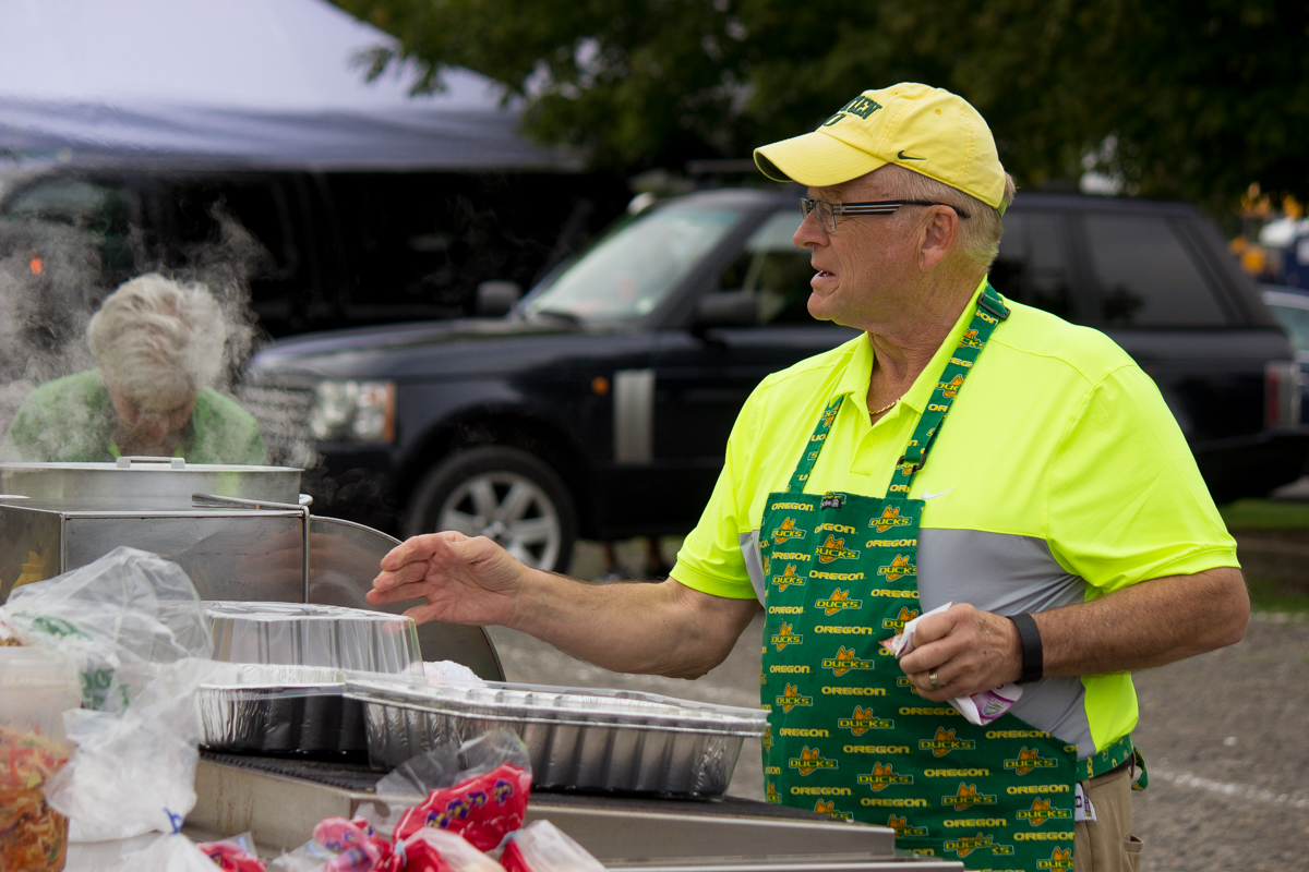 Photos: Oregon fans fill Autzen Stadium for first Pac-12 ... Photos: Oregon fans fill Autzen Stadium for first Pac-12 ...